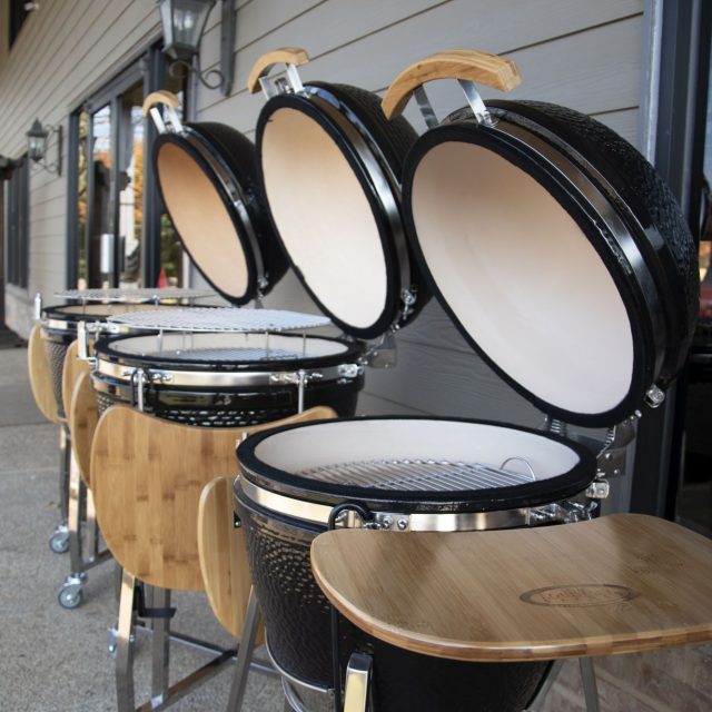 Memphis Pool Outdoor Living grills