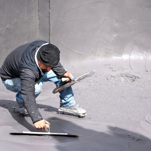 Replastering of a swimming pool
